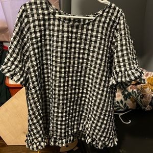 Black and white gingham top